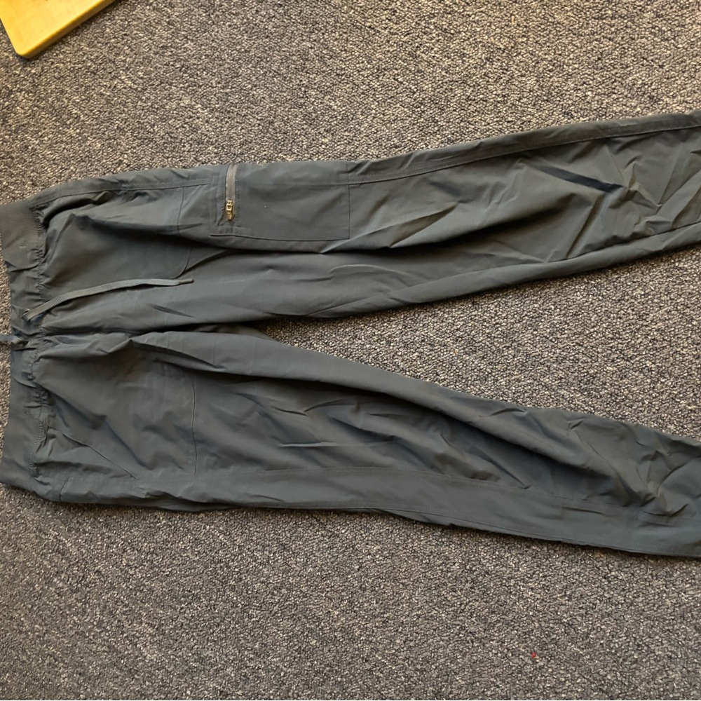 Champion women’s Dark Gray Cargo Pants